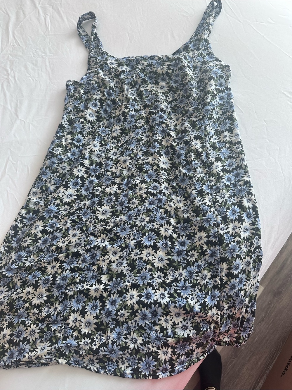 American Eagle Outfitters Blue and White Floral Slip Dress